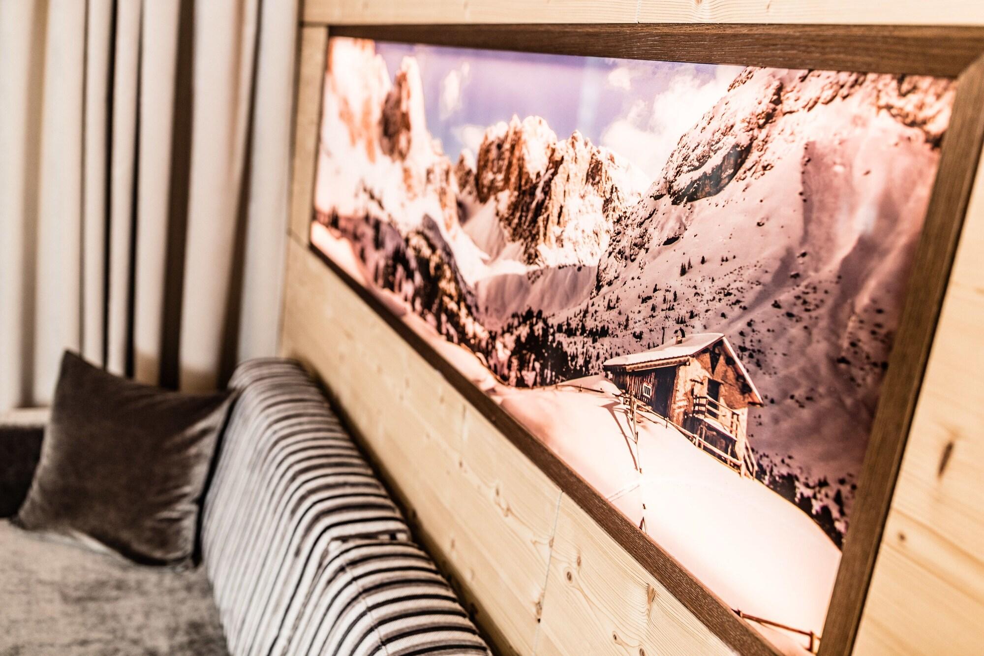 Hotel Continental Dolomites Σέλβα ντι Βαλ Γκαρντένα Εξωτερικό φωτογραφία
