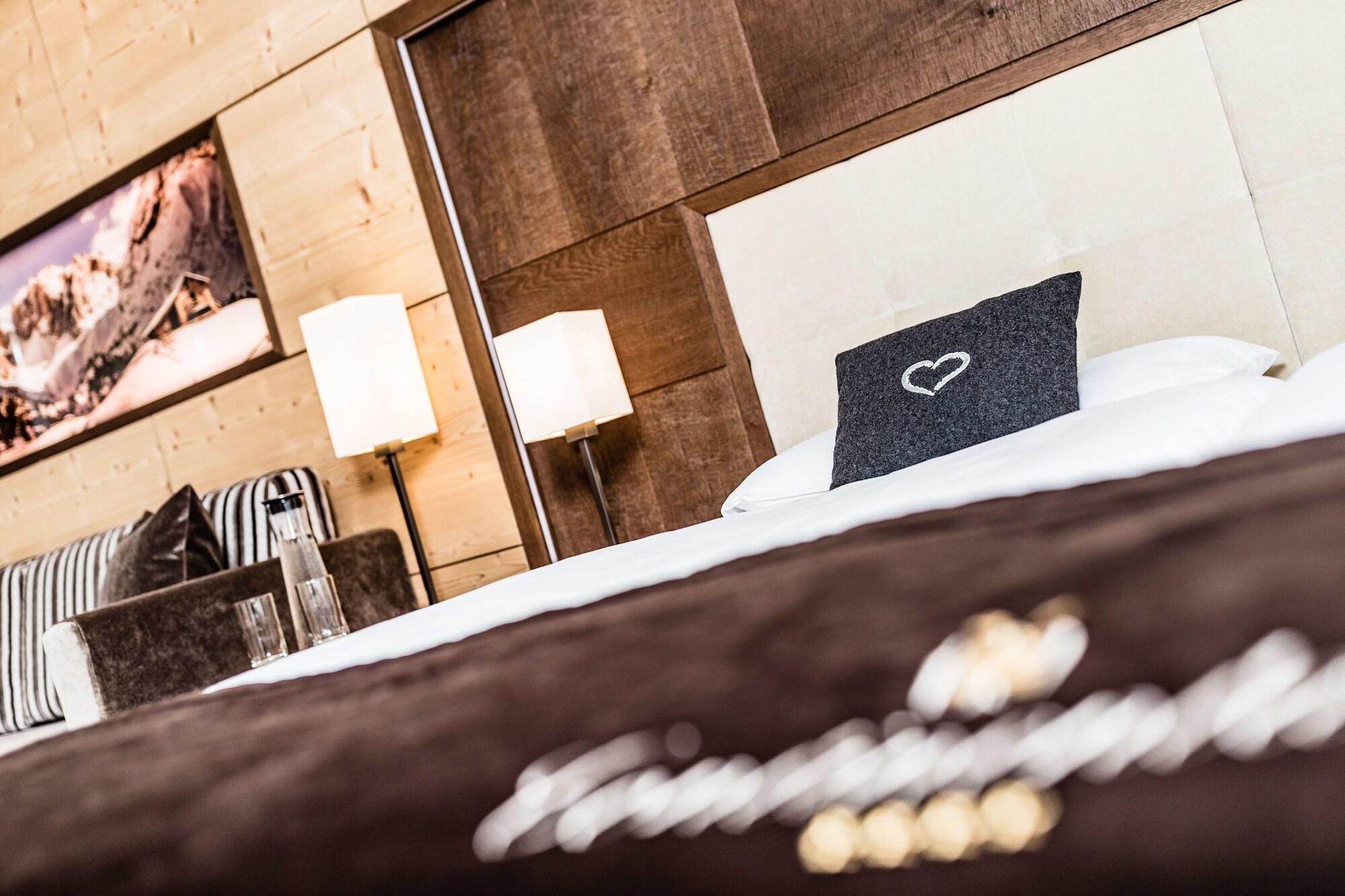 Hotel Continental Dolomites Σέλβα ντι Βαλ Γκαρντένα Εξωτερικό φωτογραφία