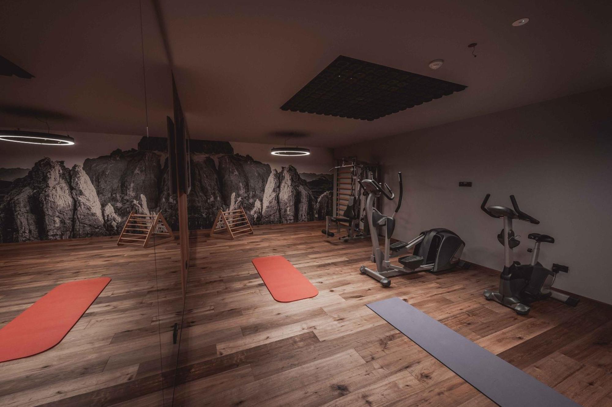Hotel Continental Dolomites Σέλβα ντι Βαλ Γκαρντένα Εξωτερικό φωτογραφία