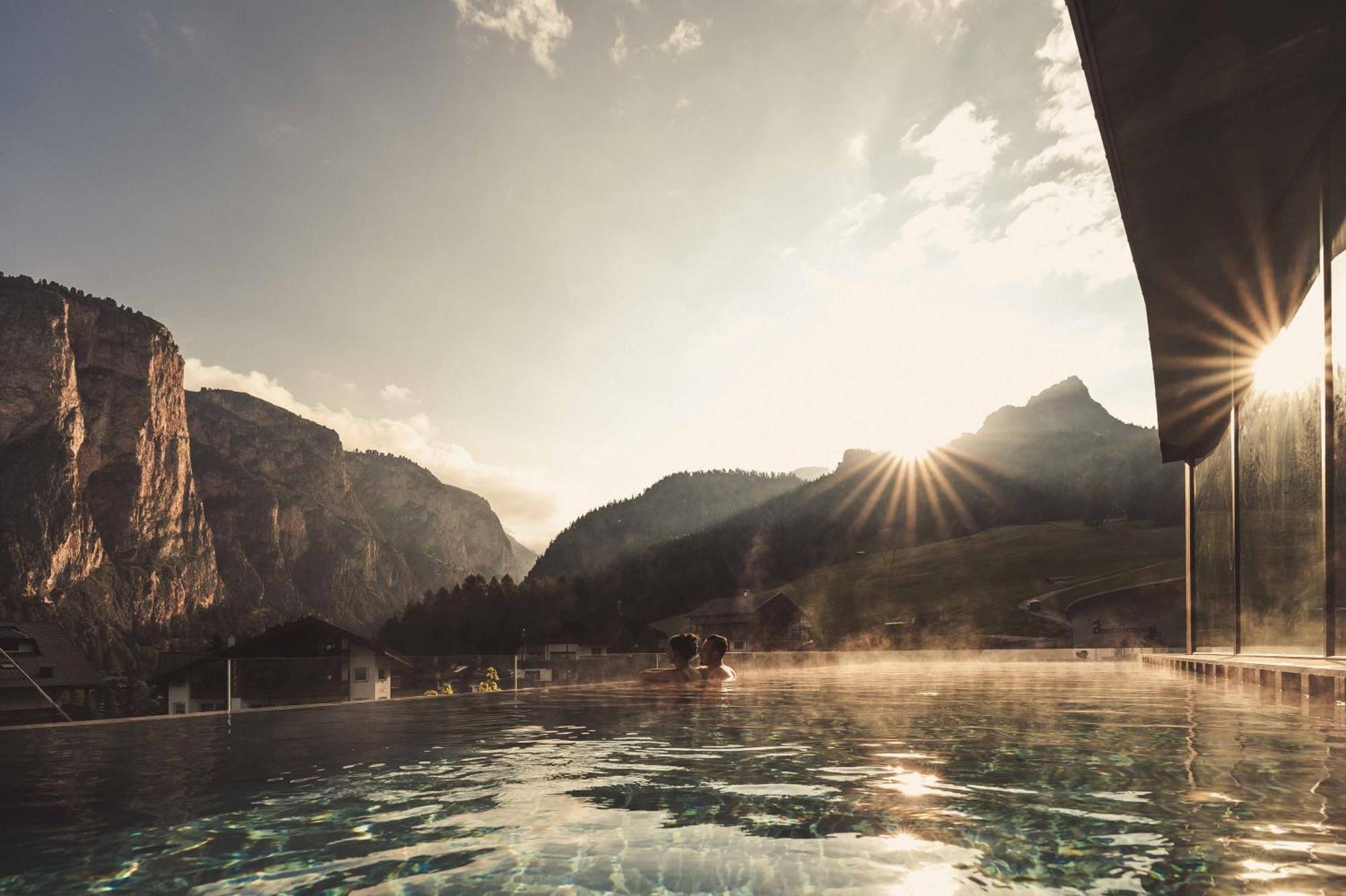 Hotel Continental Dolomites Σέλβα ντι Βαλ Γκαρντένα Εξωτερικό φωτογραφία