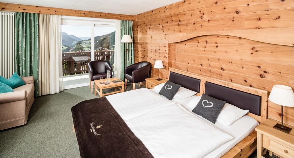 Hotel Continental Dolomites Σέλβα ντι Βαλ Γκαρντένα Εξωτερικό φωτογραφία